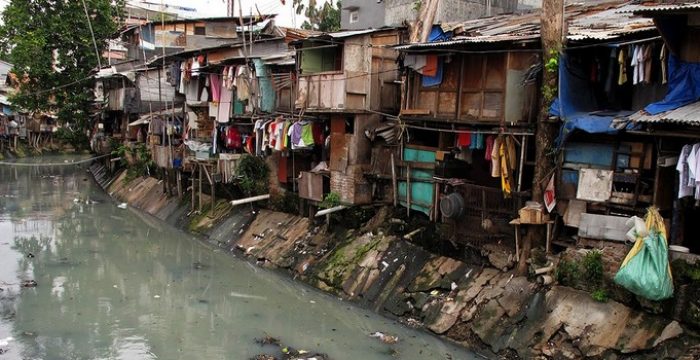 Resultado de imagem para Aumenta a pobreza e a extrema pobreza no Brasil