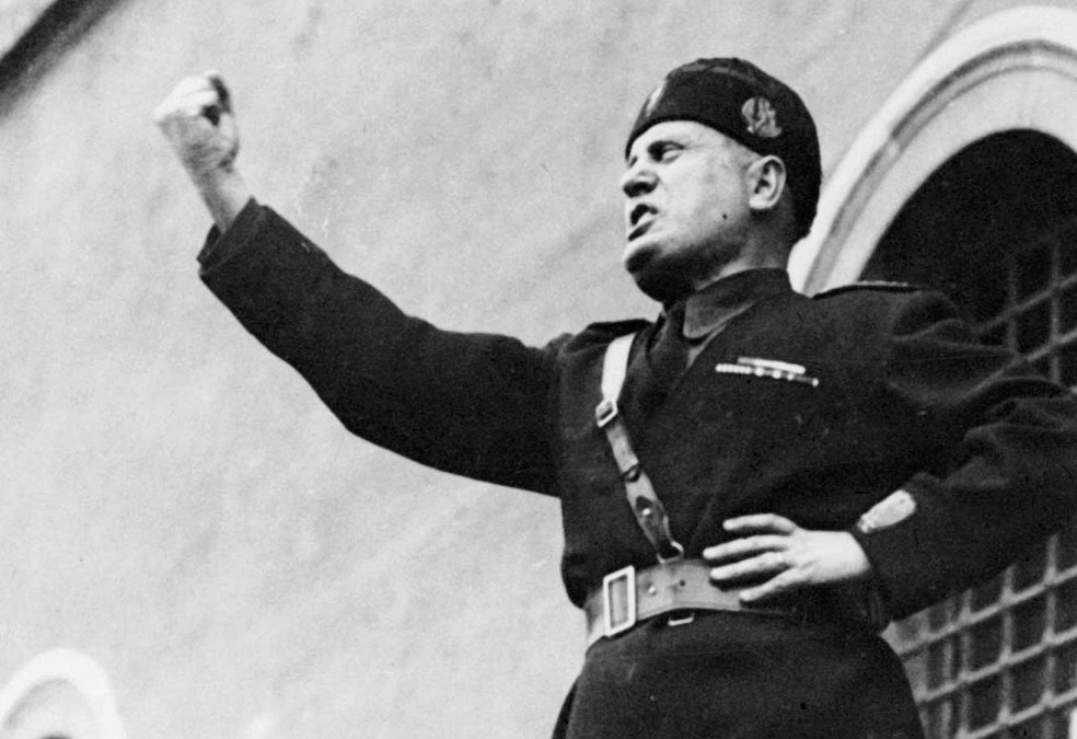 Discursos da Revolução by Benito Mussolini